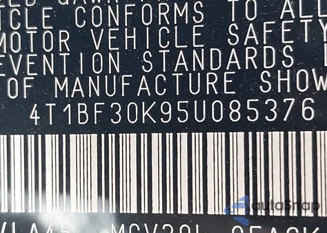 2005 Toyota Camry Le V6/Xle V6 z USA, uszkodzony, nr VIN 4T1BF30K95U085376